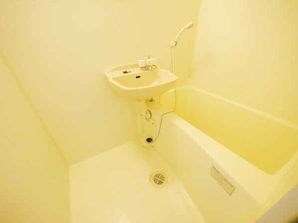 レオパレスメルベーユIVの物件内観写真